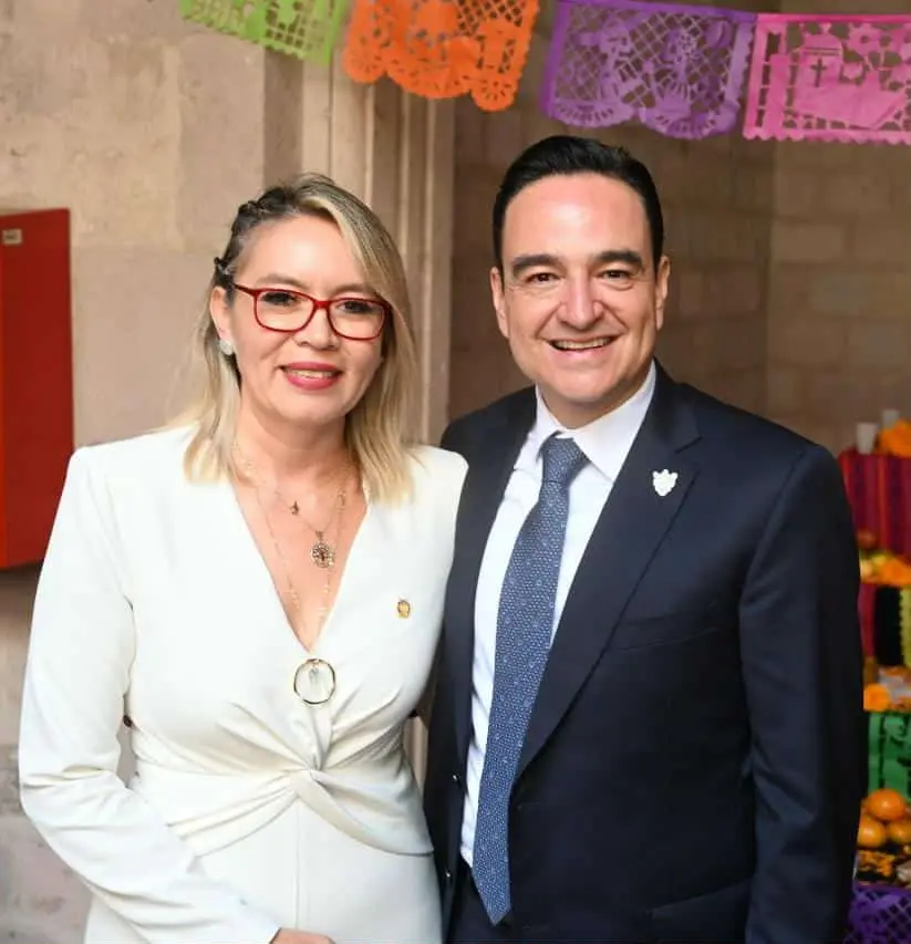 Carlos Soto fortalece la formación de jóvenes nicolaitas en Zamora