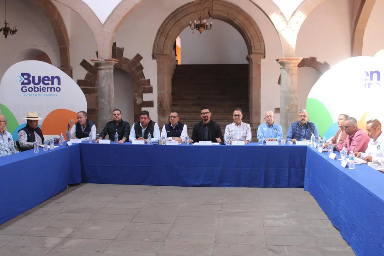 Carlos Soto impulsa consulta institucional para fortalecer el Programa de Desarrollo Urbano de Zamora