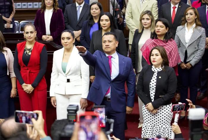 Carlos Torres Piña nuevo Fiscal General en Michoacán casi por unanimidad