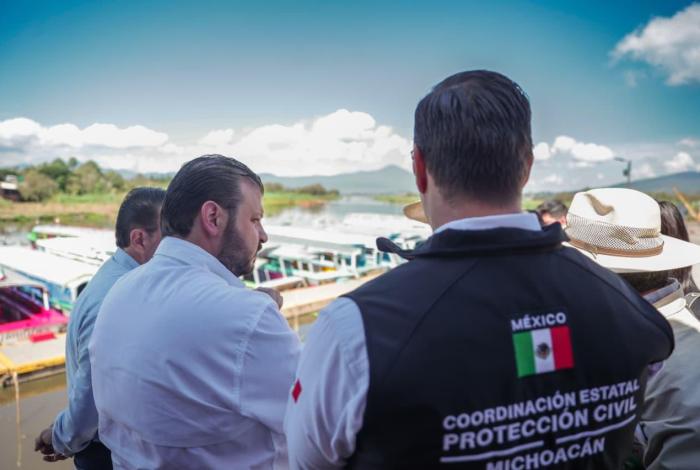 Carreteras libres en Michoacán para recibir a turistas en Noche de Muertos: Raúl Zepeda