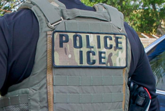Cárteles ofrecen 10 mil dólares por m4t4r a agentes de ICE