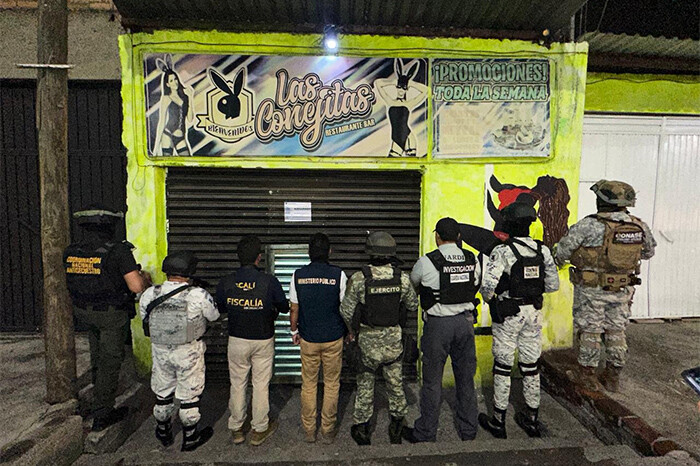 Catean bar “Las Conejitas” en Morelia; hallan bolsas con metanfetamina y detienen a una persona