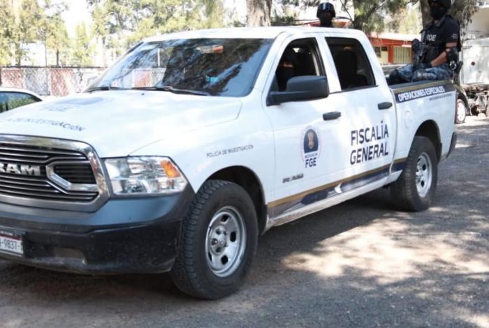 Catean inmueble en Uruapan y aseguran drones, armas, equipo y droga