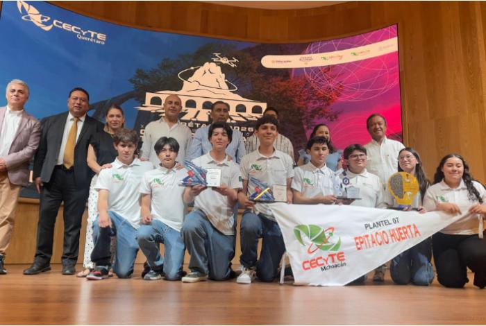 Cecytem Michoacán califica al Mundial de Robótica en China 2026