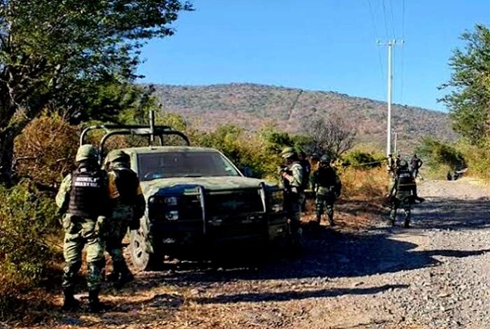Célula jalisciense ataca a militares en La Cantera; hay un pistolero abatido