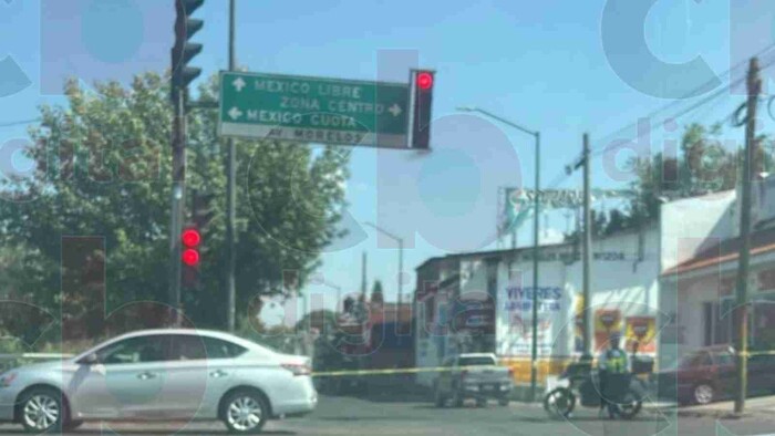 Cerrada la avenida Río Grande al cruce con Morelos, al norte de Morelia