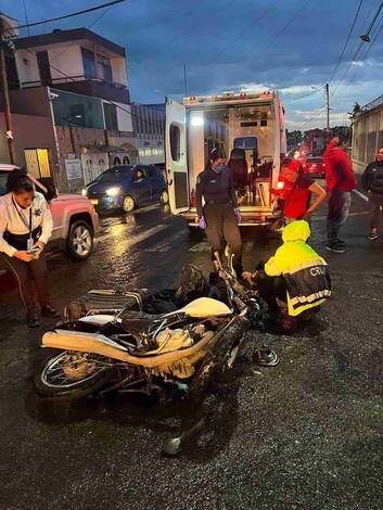 Choque deja a joven motociclista lesionado en Morelia