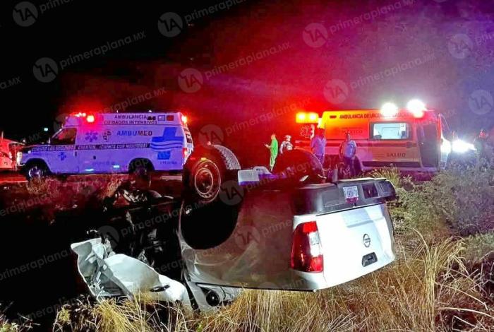 Choque entre patrulla y camioneta deja un policía mu3rto, en La Huacana