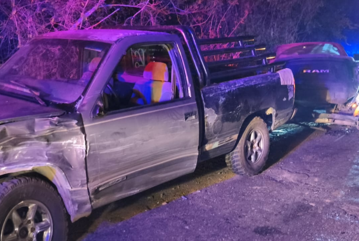 Choque entre tres vehículos deja varios lesionados en la carretera Eréndira–Tiquicheo