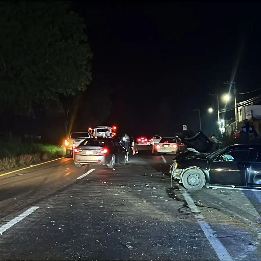 Choque múltiple en la Pátzcuaro-Morelia deja una mujer herida