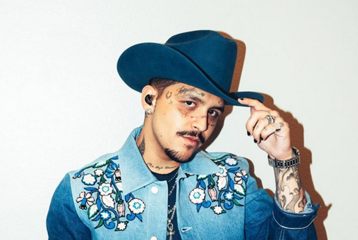 Christian Nodal enfrentaría posible proceso penal con Universal Music con serias consecuencias