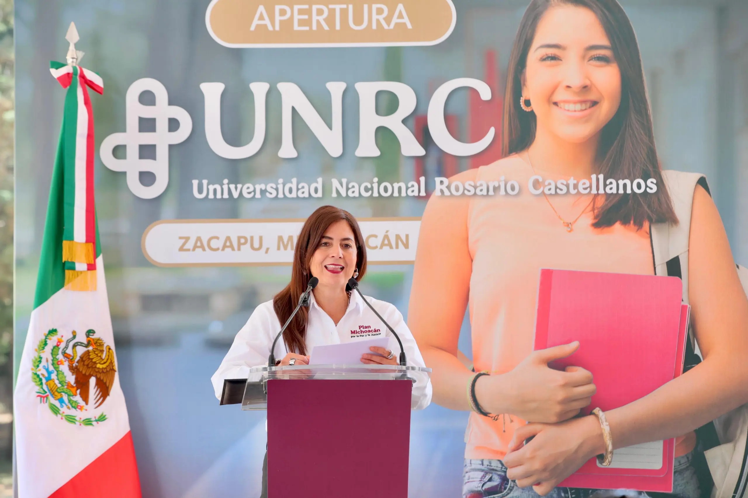 Cientos de jóvenes con nuevas oportunidades educativas con la UNRC: Gaby Molina