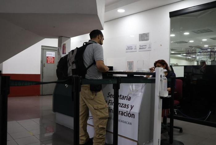 Ciudadanía cumple con pago puntual de refrendo vehicular 2026: Navarro