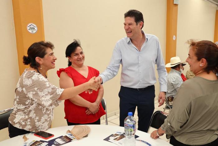 Ciudadanos de Zacapu se suman con Alfonso Martínez a levantamiento de AMA Michoacán