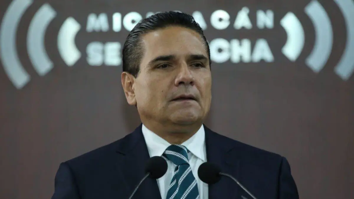 Ciudadanos exigen justicia por desfalco millonario de Silvano Aureoles