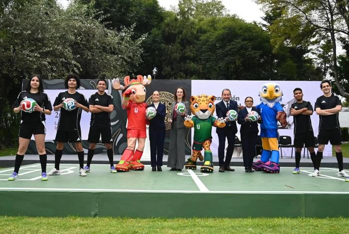 Claudia Sheinbaum presenta la Copa Mundial de la FIFA 2026 en México