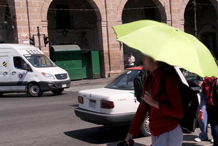 Clima de contraste en Michoacán: Por la mañana de 0 a 5 °C en zonas montañosas y por la tarde de 35 a 40 °C