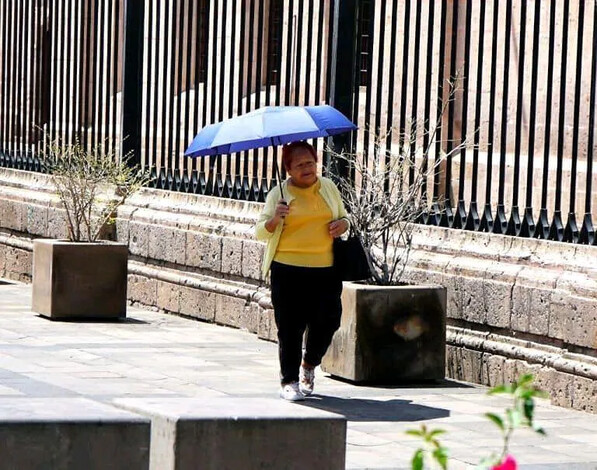 Clima para hoy en Michoacán pronostica día cálido y chubascos