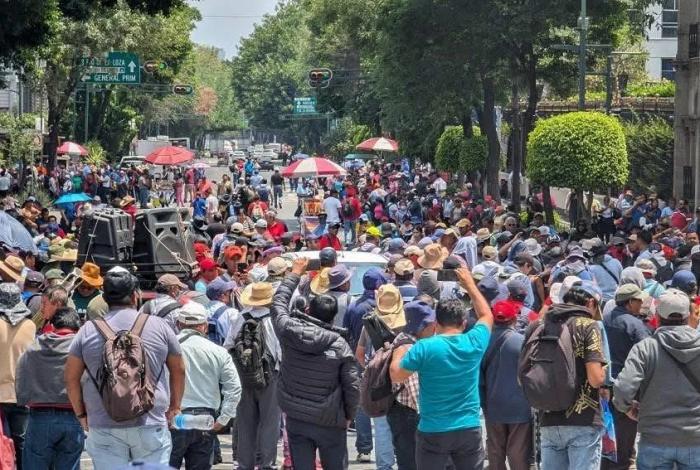 CNTE rechaza propuesta del gobierno por insuficiente