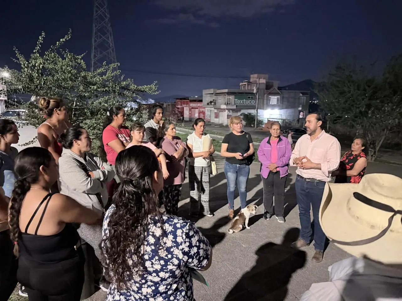 Colonias populares merecen mejores servicios y más seguridad: Gilberto Morelos