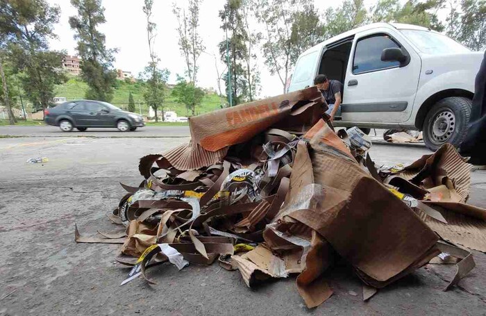 Comerciantes y vecinos de la colonia El Realito tuvieron varias pérdidas materiales por fuerte lluvia