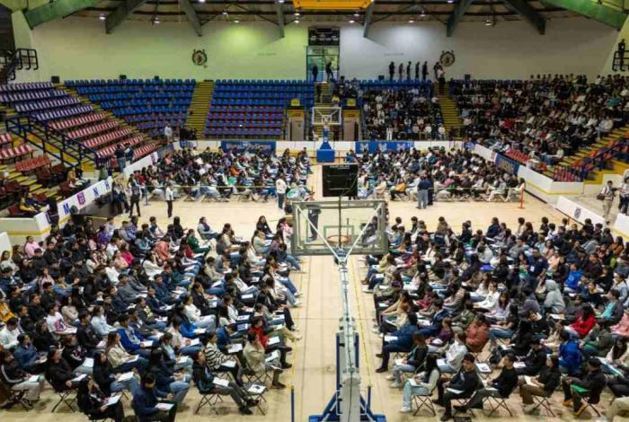 Comienza la aplicación del examen Ceneval para los aspirantes a la UMSNH
