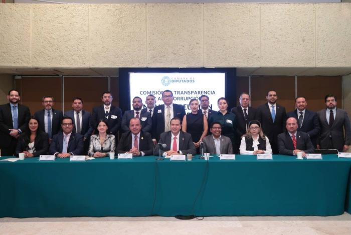 Comisión de Transparencia dialoga con representantes de la Convención Nacional de Fiscales Anticorrupción