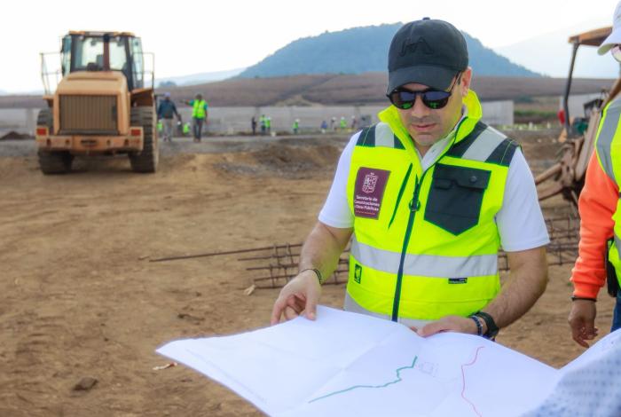 Comunidades de 39 municipios ejecutarán más de 2 mil mdp en caminos artesanales: Rogelio Zarazúa