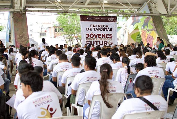 Con aumento al salario mínimo, Jóvenes Construyendo el Futuro ganarán 9 mil 582 pesos en 2026