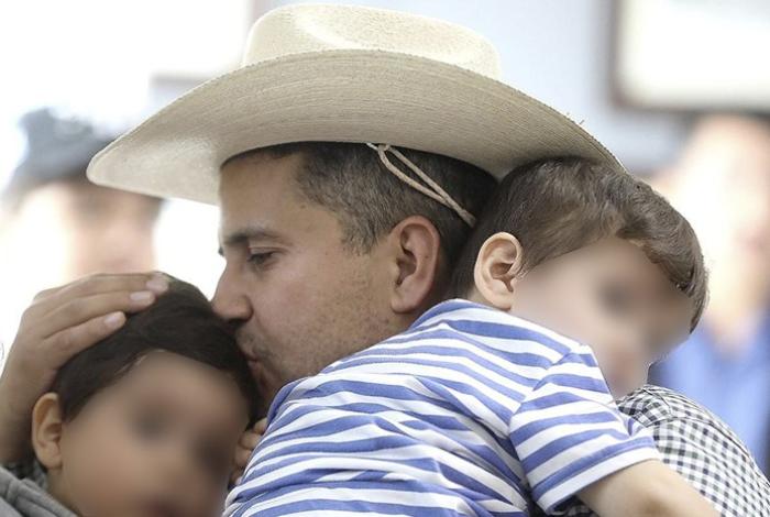 Con dolor e indignación convocan a marcha ciudadana y a misa en Uruapan tras asesinato de Carlos Manzo