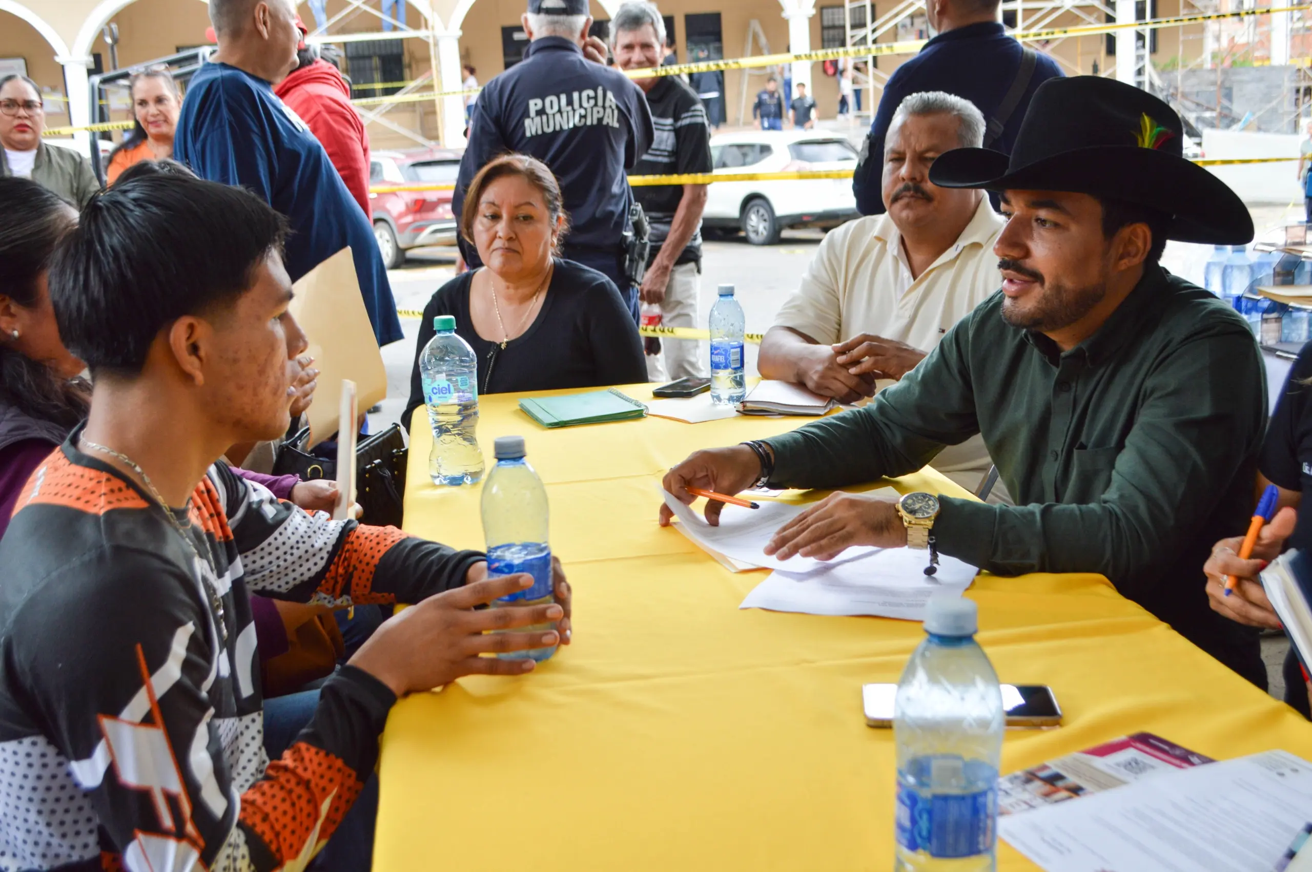 Con éxito se realiza jornada de “Martes de Corazón Contigo” en Los Reyes, más familias atendidas