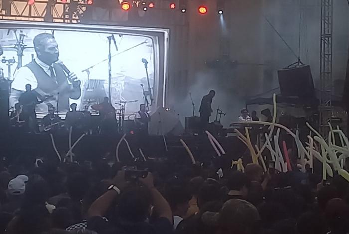 Con la manos arriba, Morelia recibe a Inspector