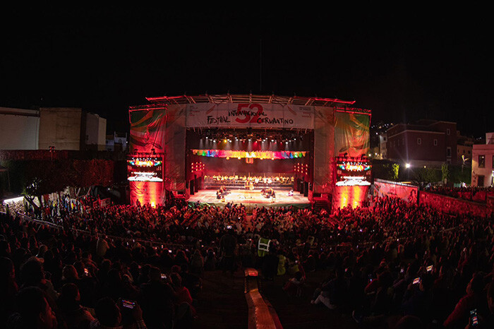 Con mujeres al frente, se inaugura el 52° Festival Internacional Cervantino, en Guanajuato