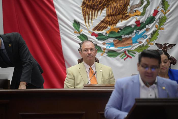 Con reforma en movilidad inclusiva, propuesta por David Martínez Gowman, se garantiza señalización en lenguas indígenas y LSM