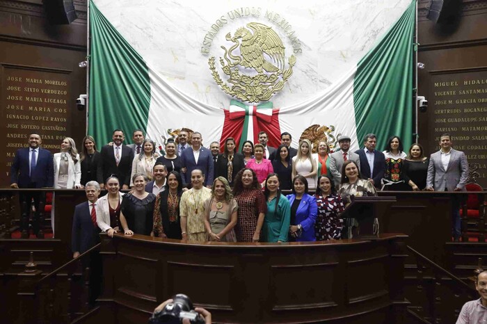 Con sesión extraordinaria, Congreso de Michoacán concluye 75 Legislatura