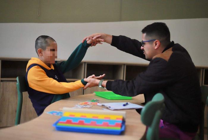 Con visión por Morelia, Alfonso Martínez impulsa inclusión y atención especializada