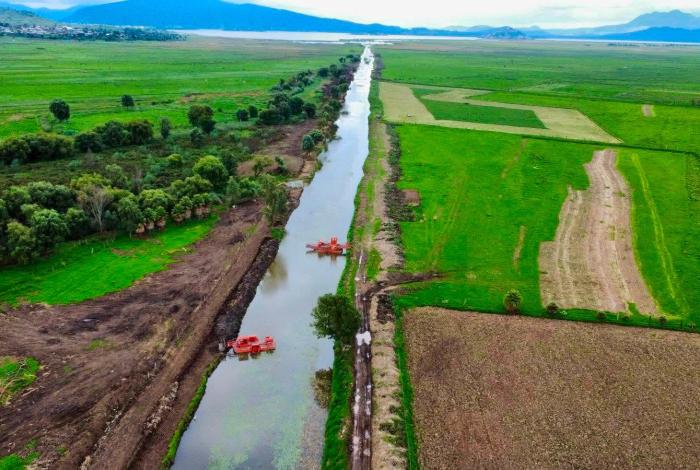 Concluye rehabilitación del canal de Erongarícuaro; recupera más de 3.5 kilómetros de navegación