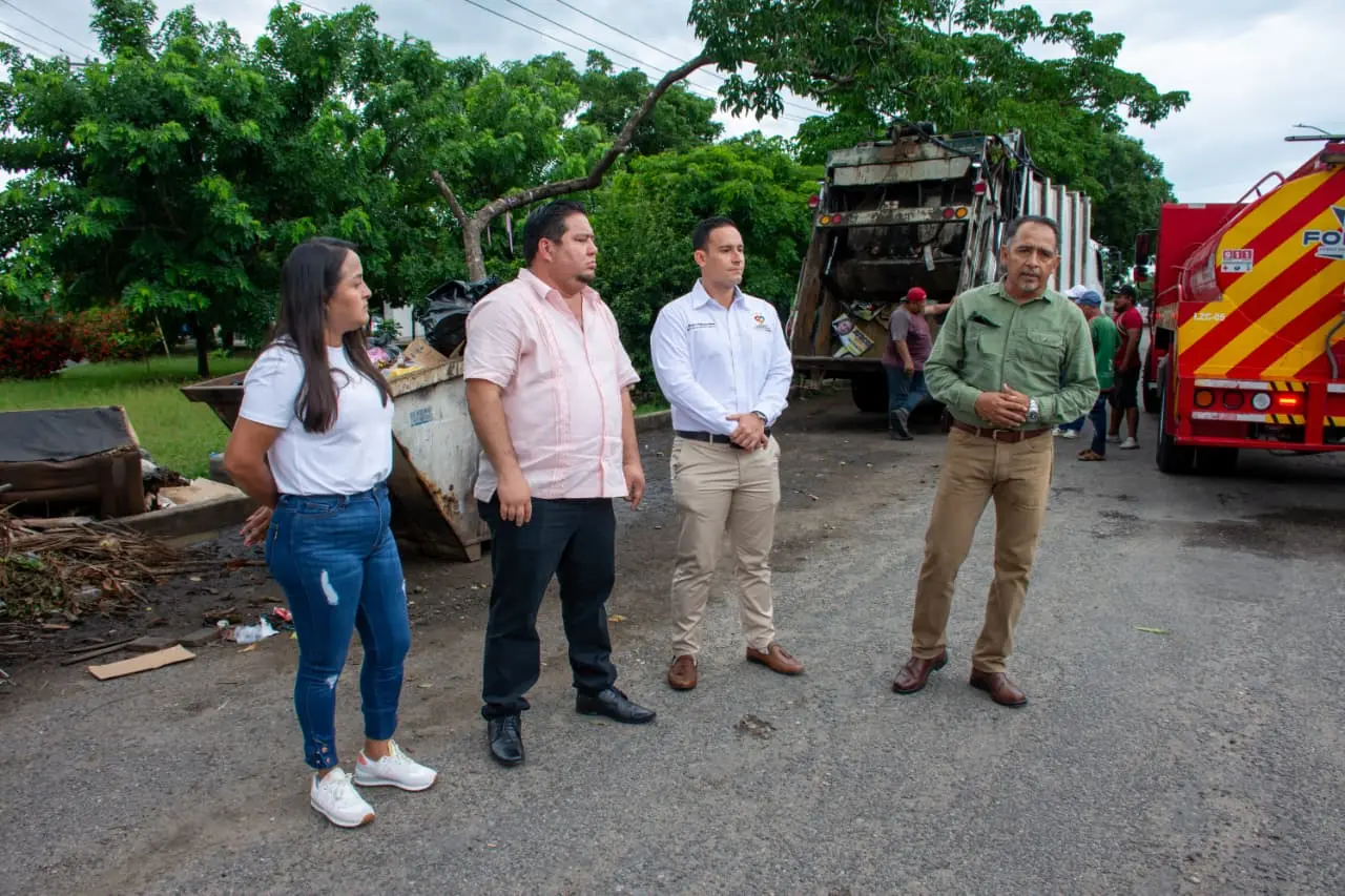Concluye Retiro de Contenedores del Centro de Lázaro Cárdenas