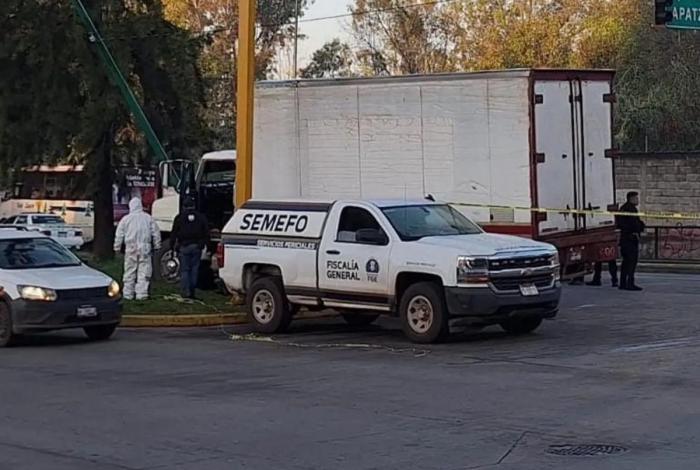 Conductor de un camión de carga es asesinado a balazos en Uruapan