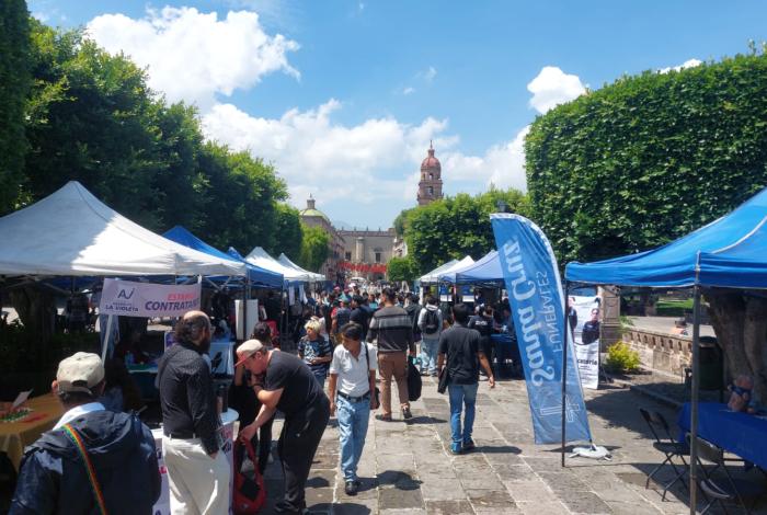 Conectó Sefeco a más de 400 personas con oportunidades laborales en Morelia