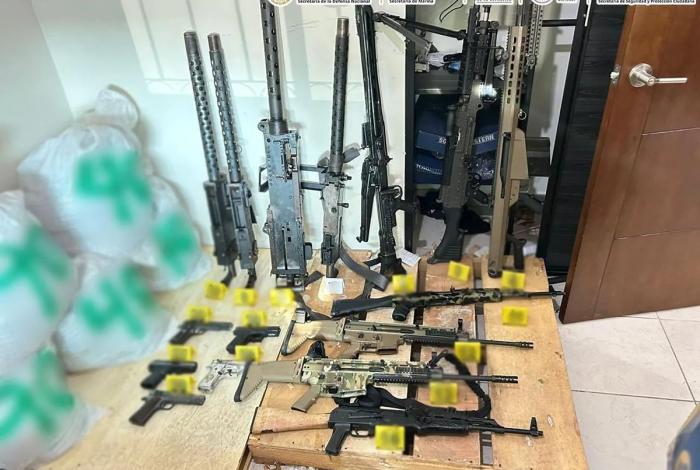 Confirma Harfuch decomiso de arsenal y químicos en inmueble en Culiacán