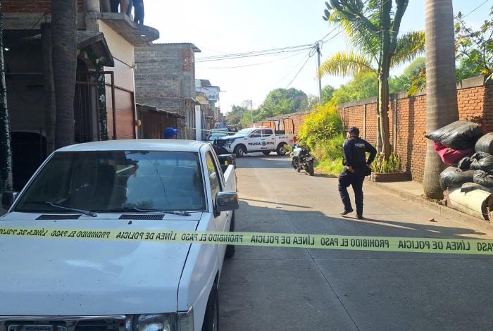 Confirman identidad de mujer asesinada a balazos en la colonia La Mora, en Uruapan