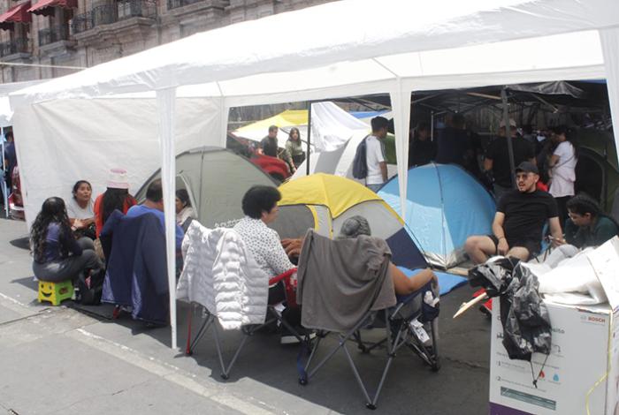 Conflicto entre Sheinbaum y maestros escala con amenaza de "boicot" a elección judicial