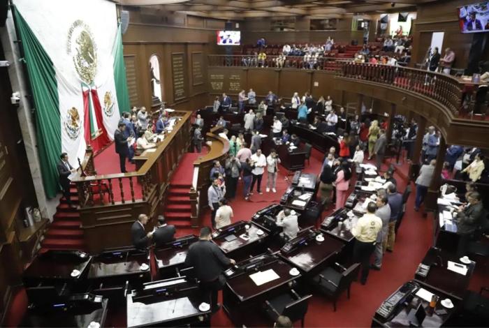 Congreso, Poder de la abundancia en Michoacán