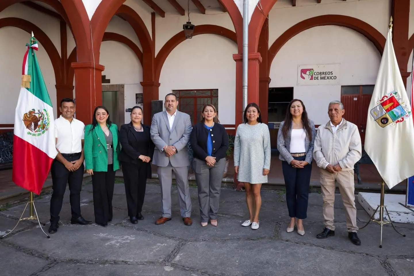 Conmemora Quiroga el Día de la Bandera, Alma Mireya González llama a la unidad y la paz