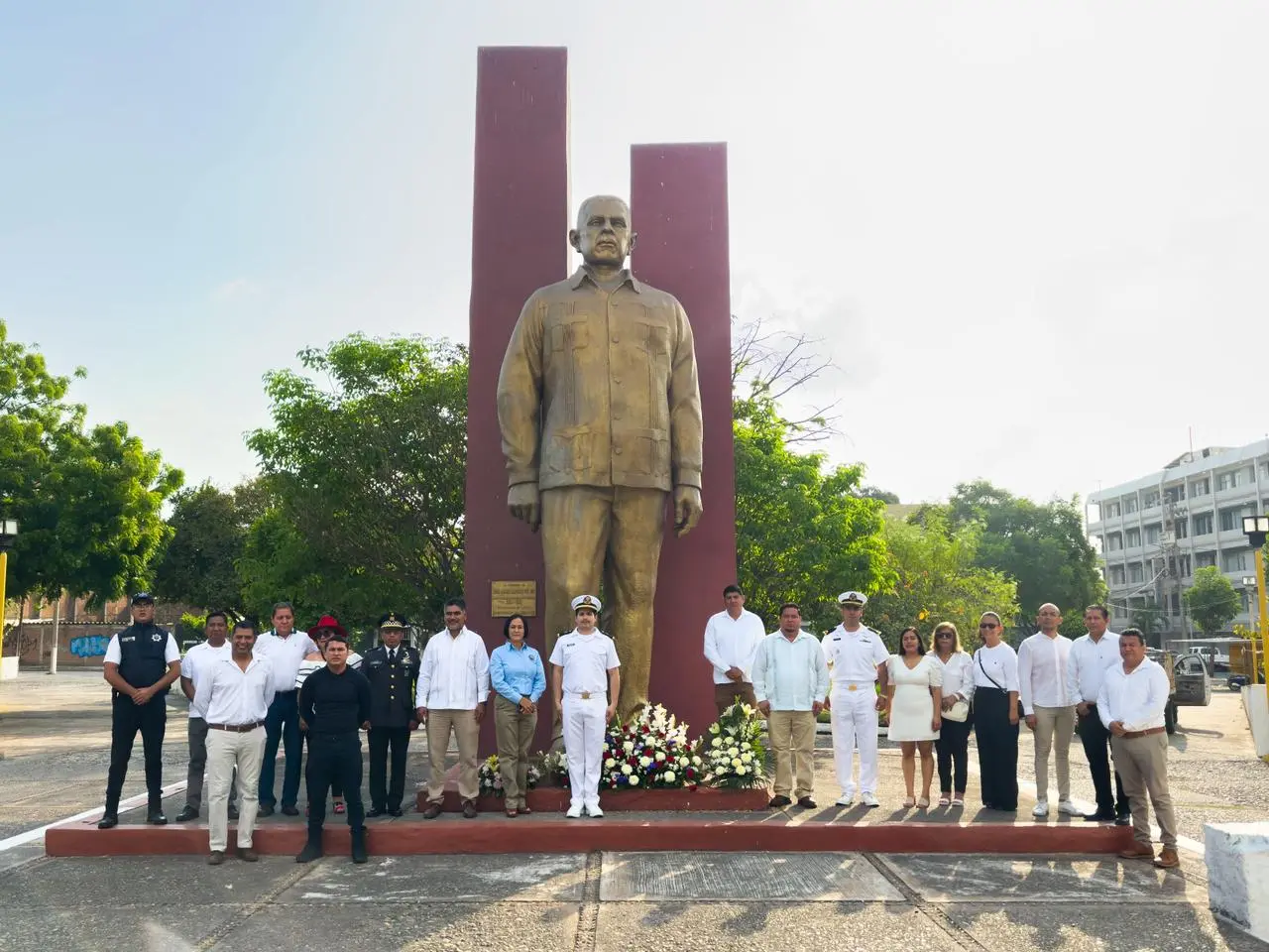 Conmemoran 131º Aniversario del Natalicio de Lázaro Cardenas del Rio