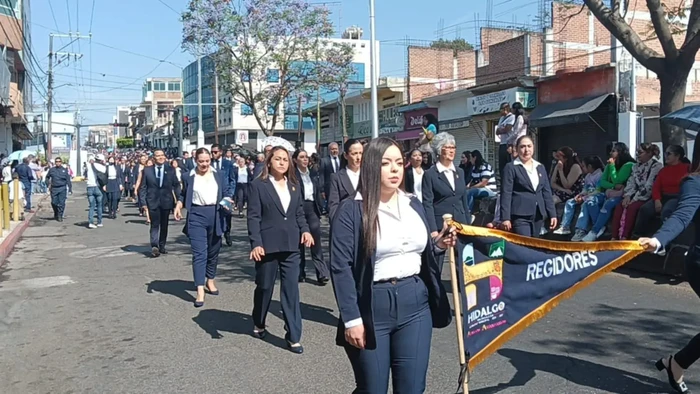 Conmemoran Natalicio 272 de Miguel Hidalgo con acto cívico y desfile