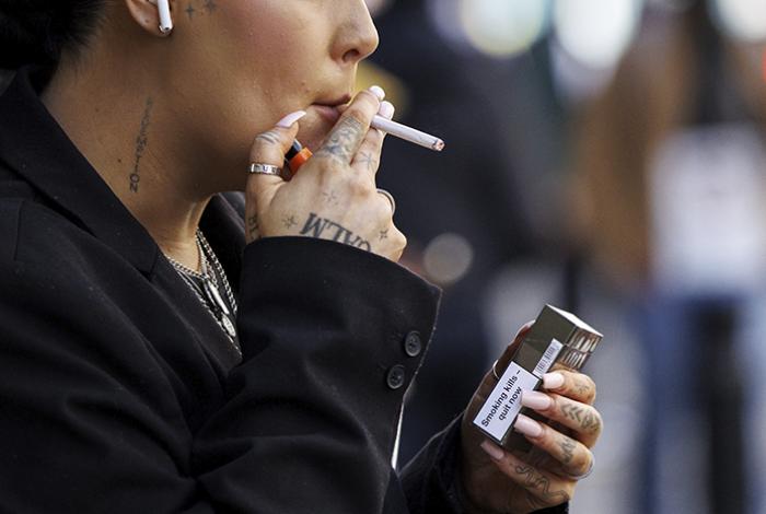 Consumo de tabaco acelera la pérdida de visión, advierten oftalmólogos