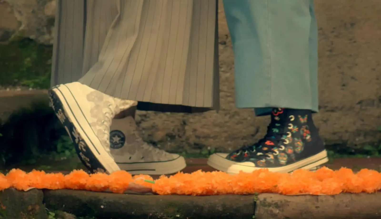 Converse destaca a artesanos y cocineras michoacanas en nueva campaña de tenis: Sectur