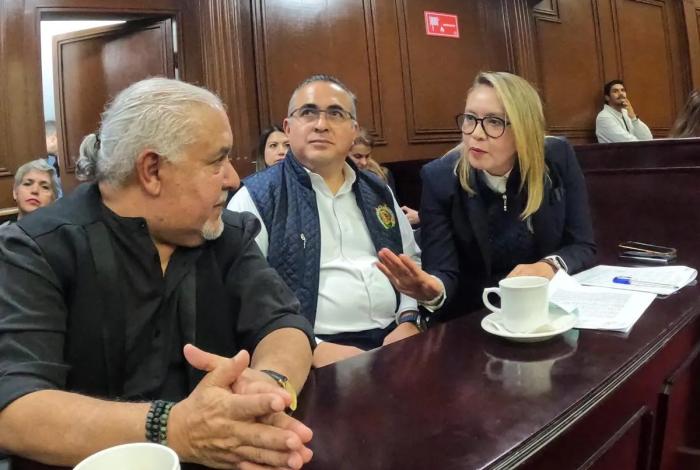 “Corrupto y de pésima reputación”, califica Yarabí Ávila al líder del SUEUM